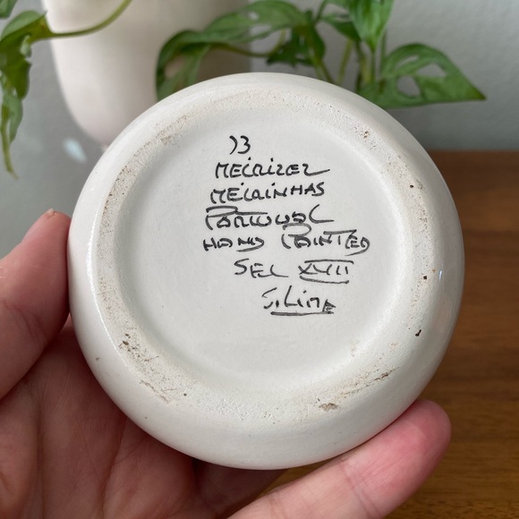 Vintage Hand Painted Round Trinket Dish With Lid Portugal Continental Pottery - Picture 7 of 9